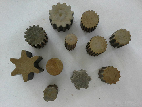 無錫冷拉廠生產的銷軸型鋼是制作汽車發(fā)動機零件的產品