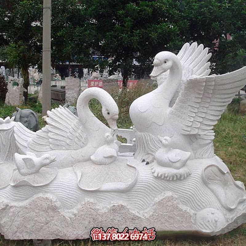 創(chuàng)意企鵝雕塑，點綴你的公園廣場