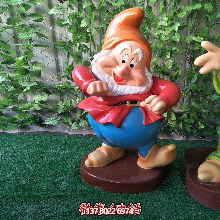 卡通小矮人雕塑，提升商場、戶外、園林景觀的玻璃鋼精美裝飾