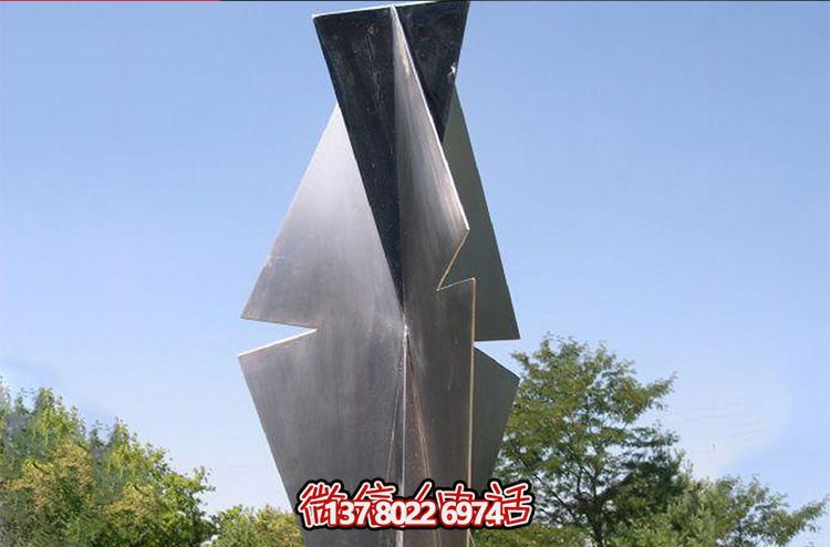 不銹鋼雕塑景觀，點(diǎn)綴學(xué)校、公園環(huán)境