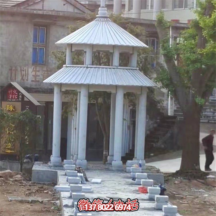 精美大理石雕刻二層涼亭，為農(nóng)村文化廣場(chǎng)添彩