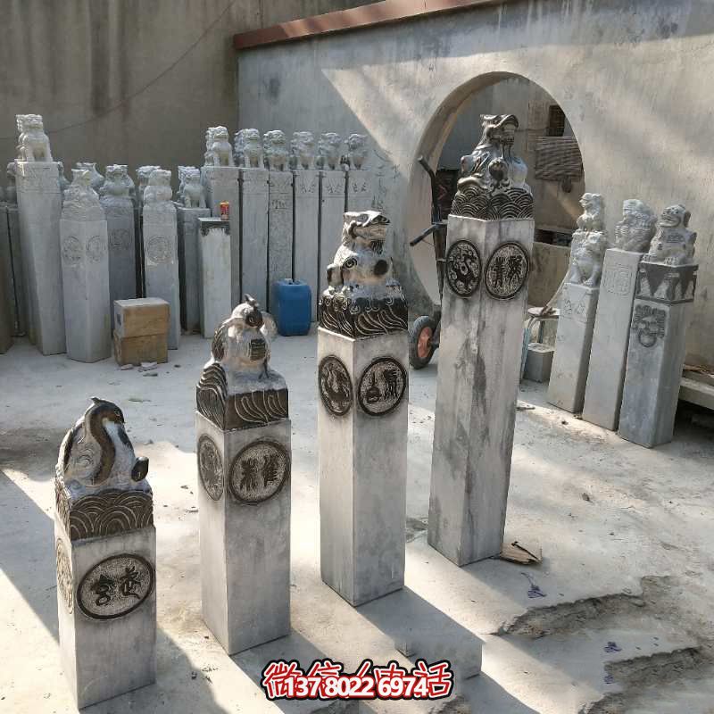 四神馬柱拴，融匯大理石精致雕塑，為園林景觀裝點(diǎn)增添濃濃韻味