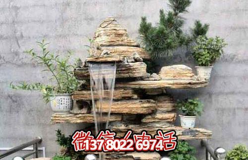 精致小型庭院，石假山流水雕塑擺放