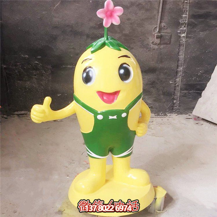 玻璃鋼卡通人物雕塑，給幼兒園創(chuàng)意擺放