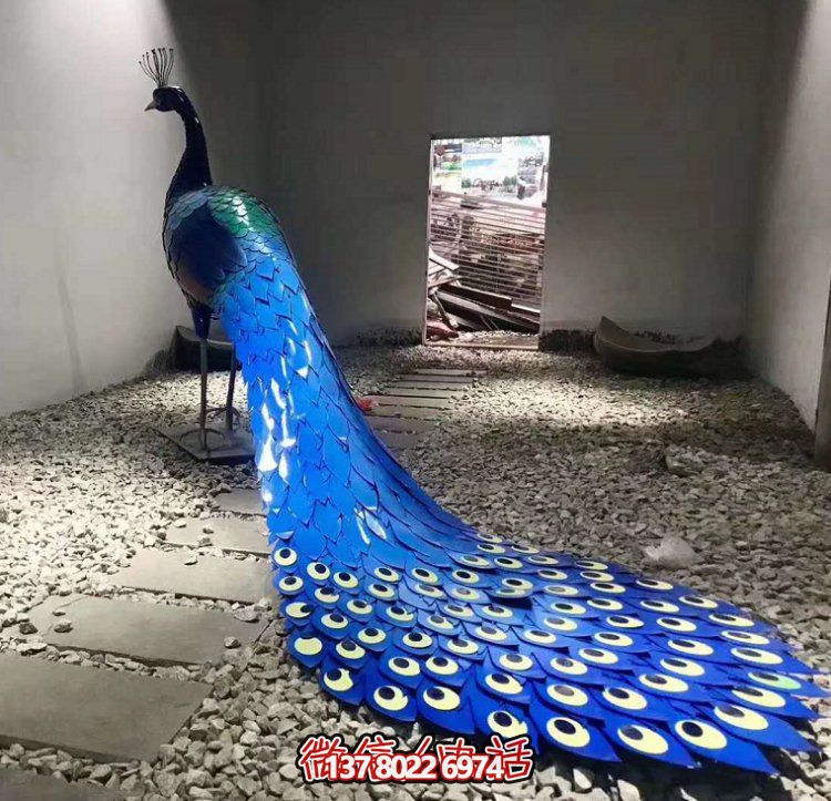 優(yōu)質(zhì)不銹鋼孔雀雕塑，為城市廣場添彩