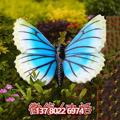 彩繪雕塑，點綴廣場，讓蝴蝶飛舞