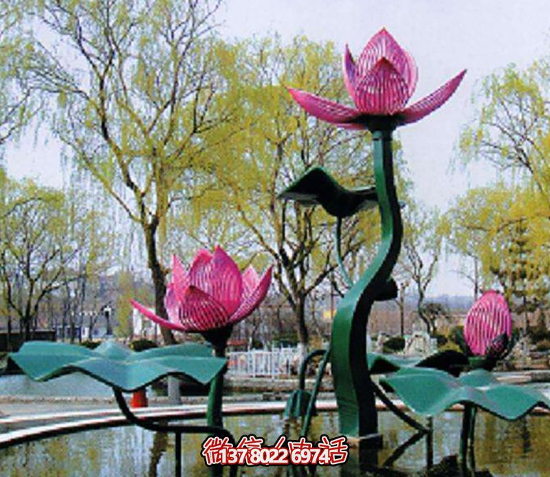 藝術(shù)彩繪不銹鋼荷花雕塑