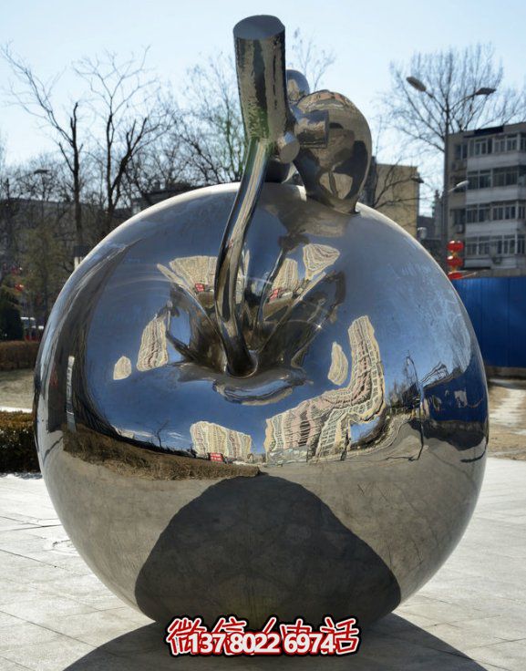 不銹鋼雕塑，鏡面蘋果，適合戶外擺放的精美裝飾