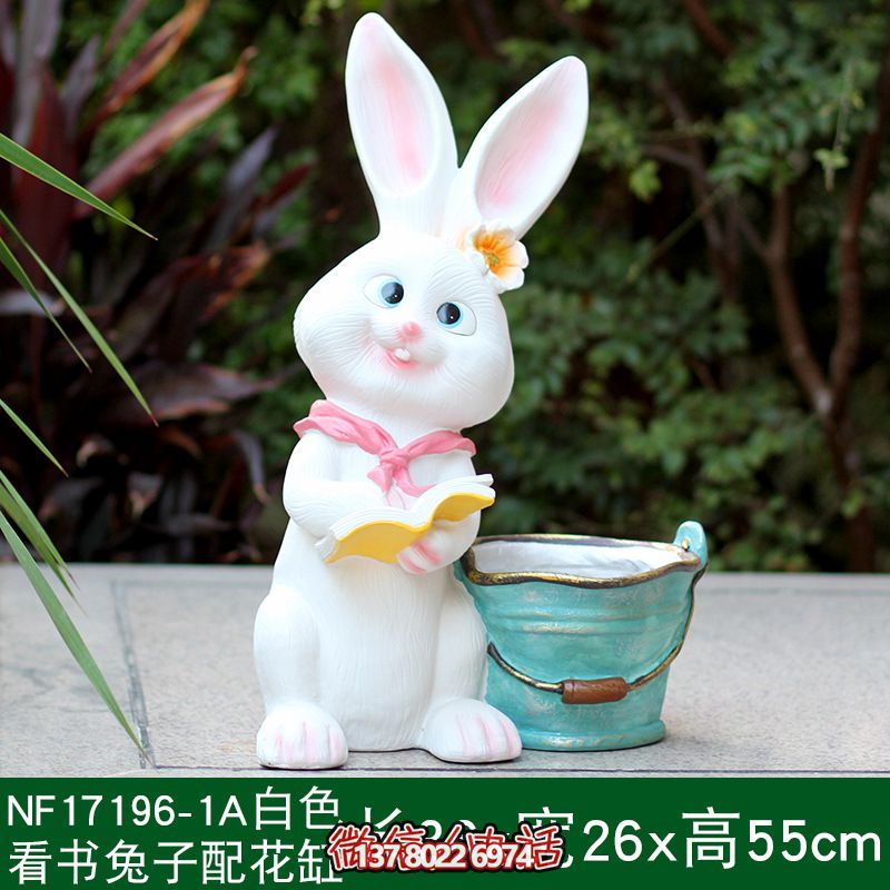 玻璃鋼兔子雕塑，為公園增色