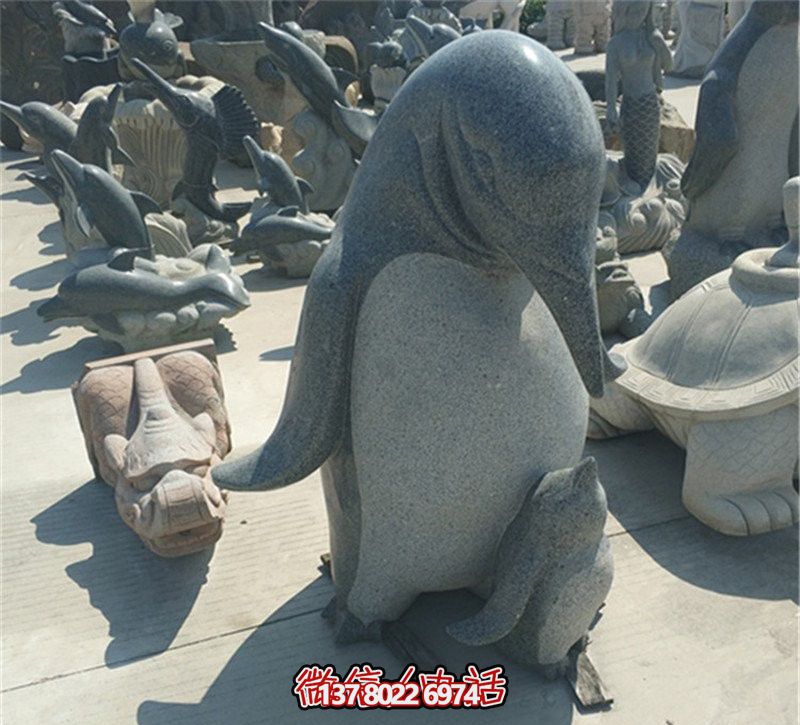 企鵝雕塑，讓公園更加精彩