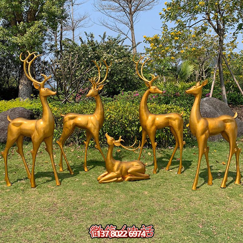 玻璃鋼鹿雕塑，仿銅一家五口伴隨著園林景觀