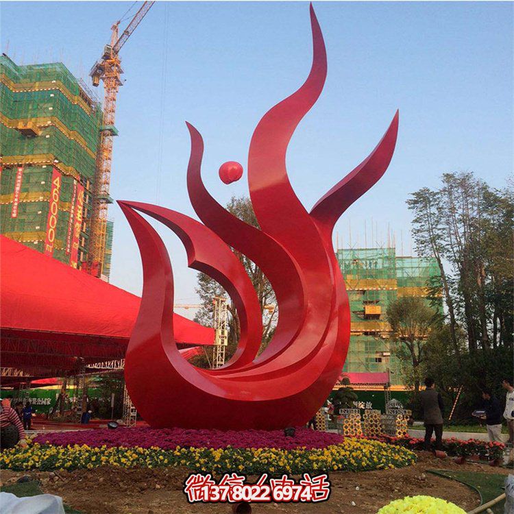 精美不銹鋼鳳凰雕塑，點綴精致小區(qū)、別墅環(huán)境