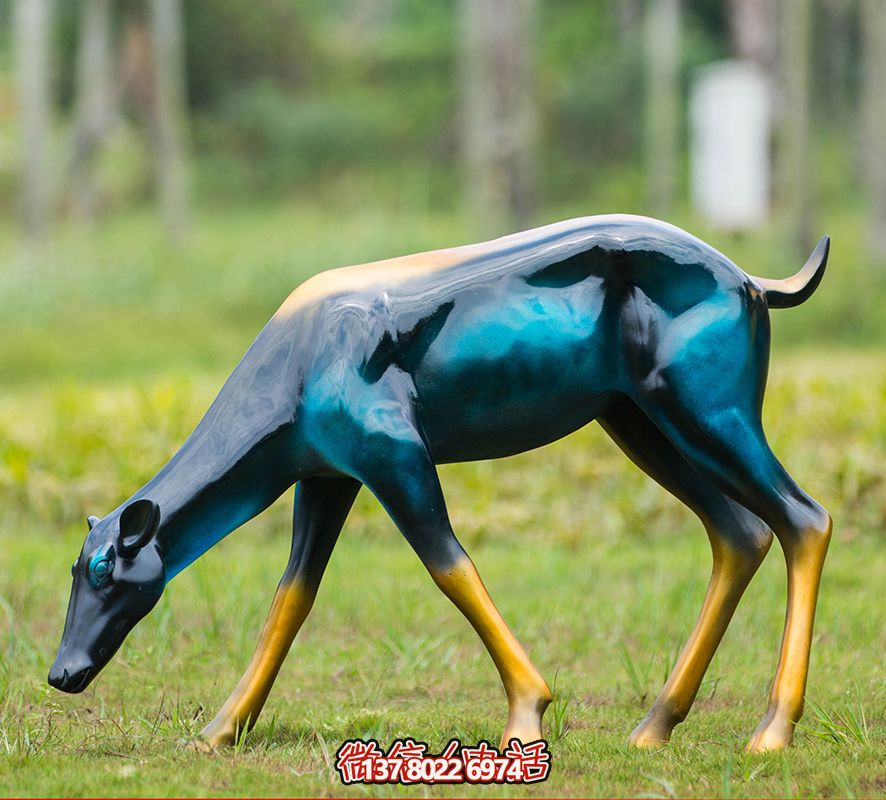 玻璃鋼彩繪梅花鹿雕塑，裝點(diǎn)園林景觀