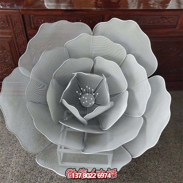 不銹鋼鏤空戶外蓮花雕塑，更美的園林景觀