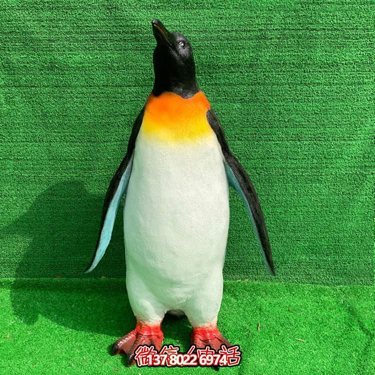 可愛企鵝擺件，玻璃鋼精致卡通裝飾