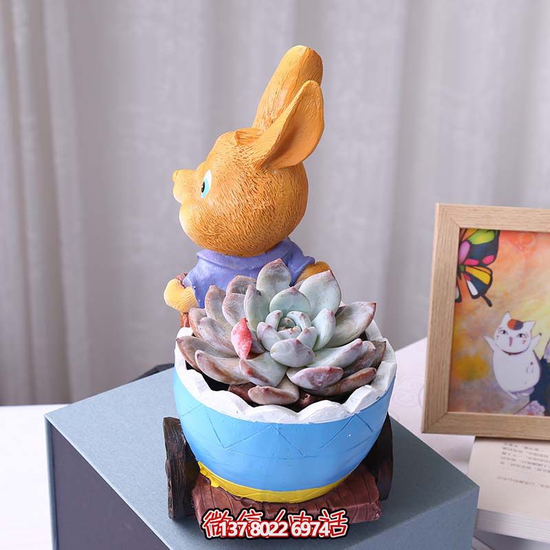 玻璃鋼兔子雕塑拉花盆，讓客廳擺件變得更有格調(diào)