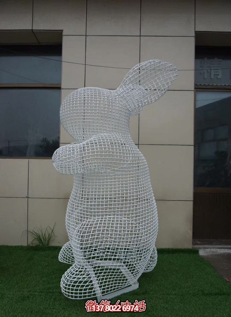 藝術(shù)設(shè)計不銹鋼別墅兔子雕塑