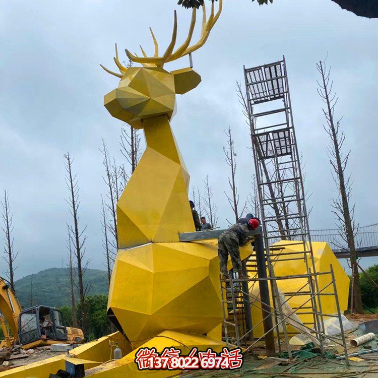 大型梅花鹿雕塑，點(diǎn)亮公園廣場景觀