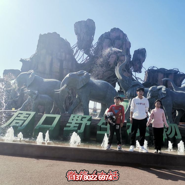 美麗的戶外玻璃鋼雕塑，引領(lǐng)景觀主題