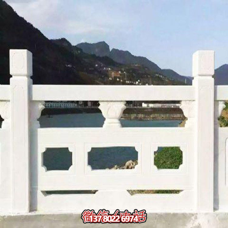 大理石雕刻石欄桿，美輪美奐，護佑家園