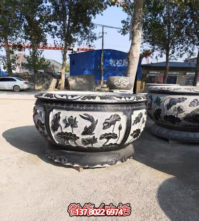 古典仿古石雕魚缸，添點家園庭院荷花水景