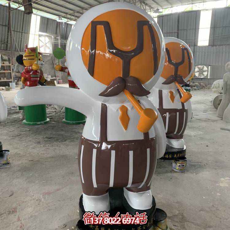 玻璃鋼卡通人物雕塑，裝點商場室內(nèi)