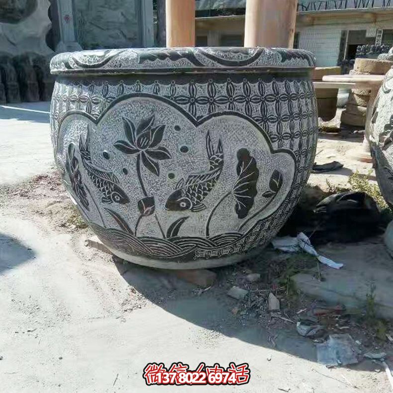 青石雙魚蓮花雕塑，養(yǎng)花缸精美裝飾