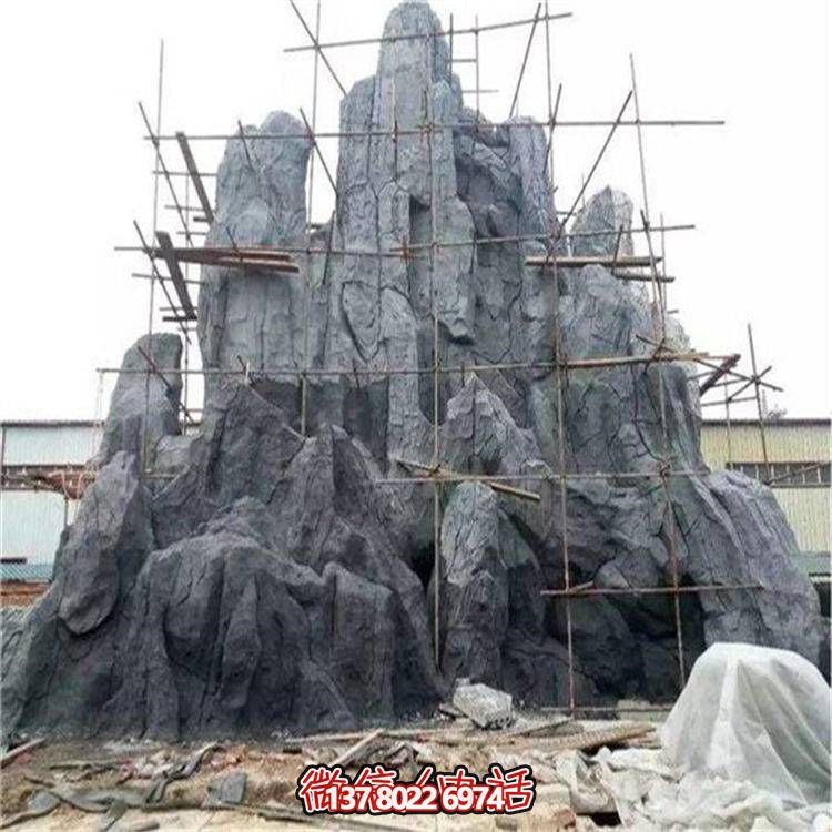 精美的大型石雕假山雕塑，為公園增添靈動(dòng)之美