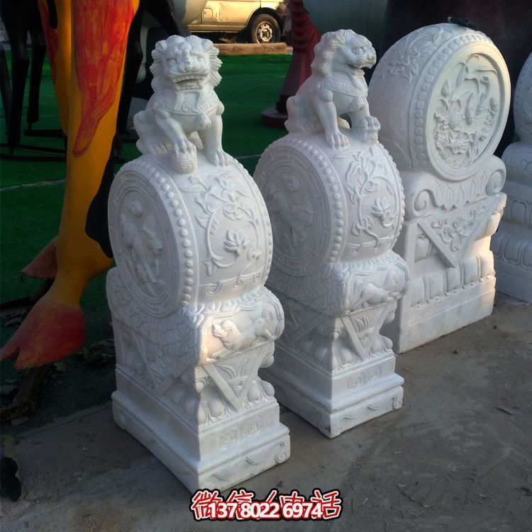 濃縮漢文化，以仿古建筑漢白玉雕塑裝點(diǎn)宮殿門墩