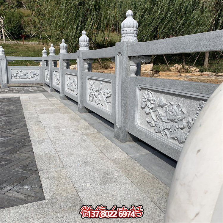 石雕欄桿，菊花紋石欄板